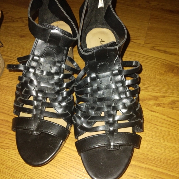 CORK WEDGED  HEAL OPEN TOE SANDLES 2 PAIR - Picture 3 of 4